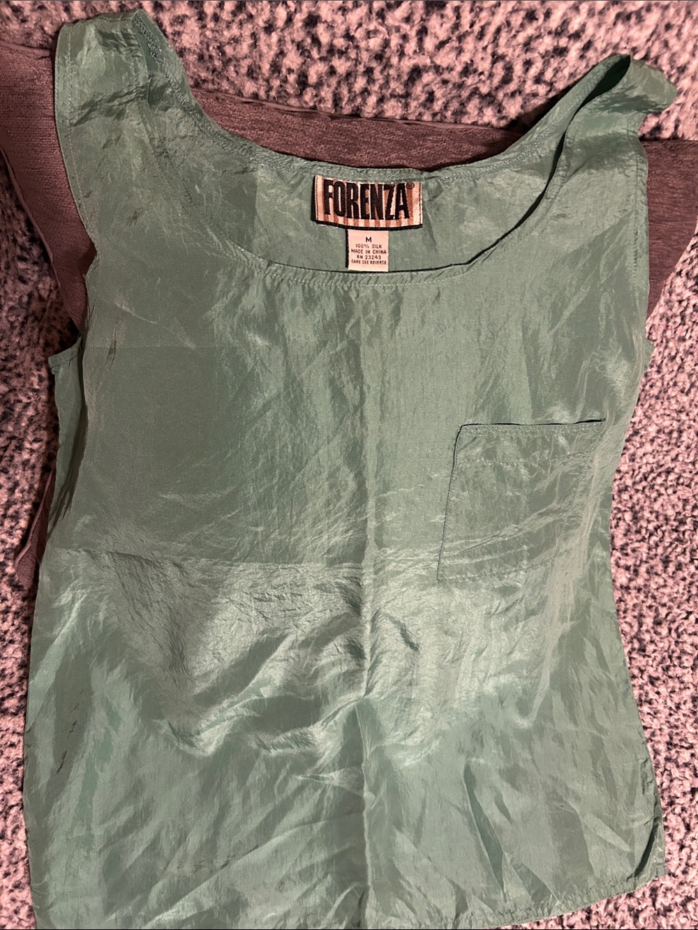 Forenza Sage Green Sleeveless Scoop Neck Camisole 100 percent silk